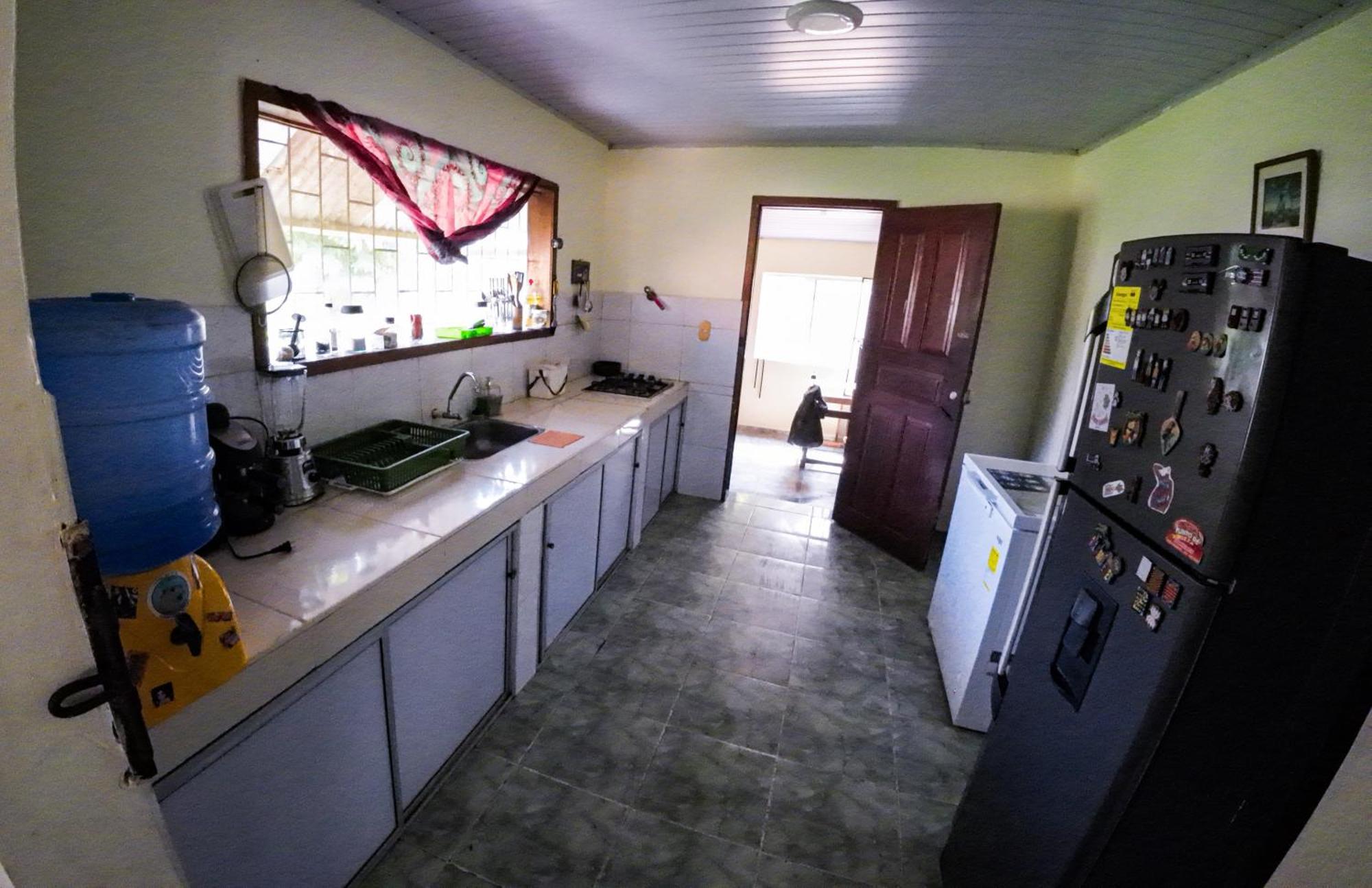 Capibara Guest House Leticia Bagian luar foto