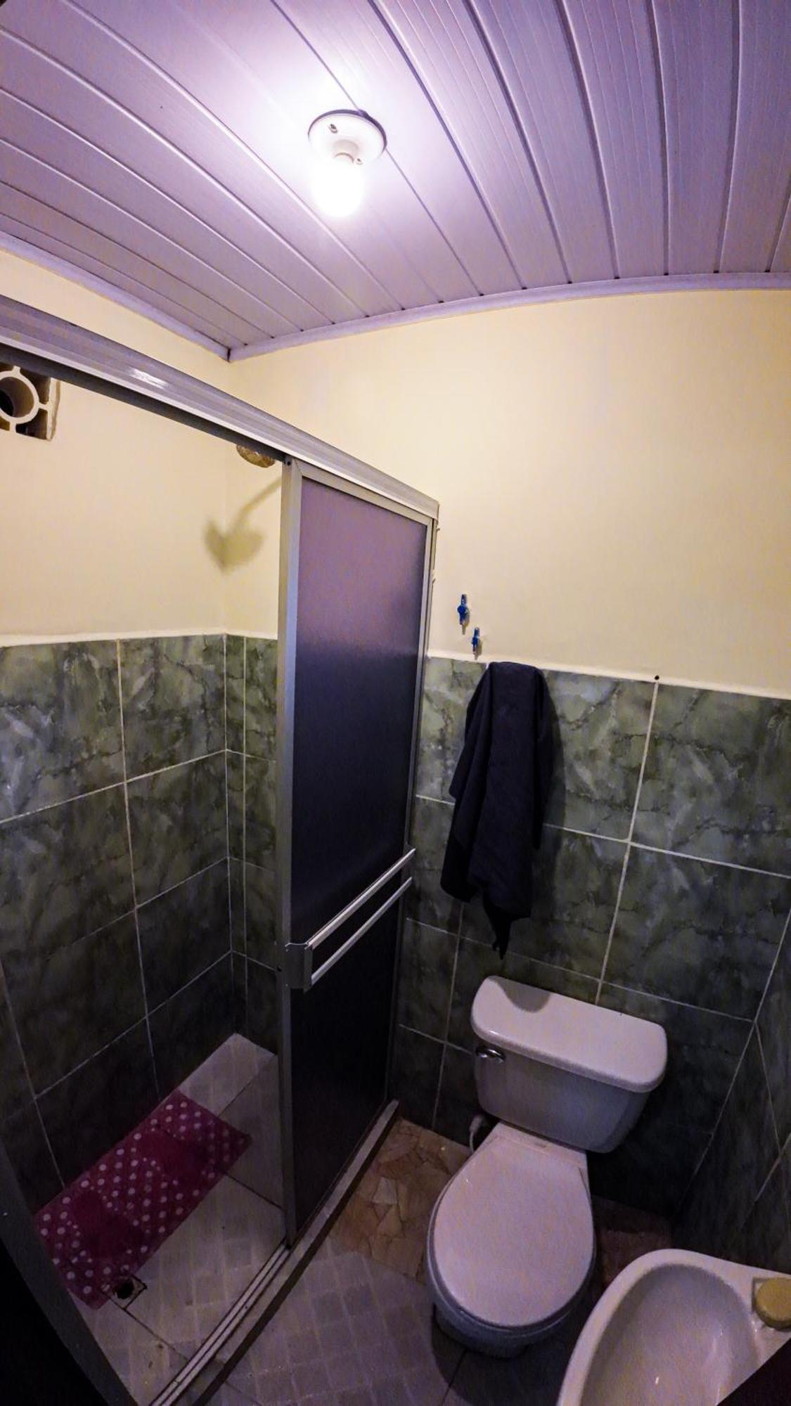 Capibara Guest House Leticia Bagian luar foto